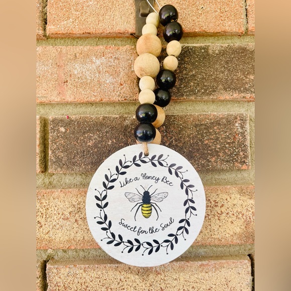 *Honey Bee Bead Hanger Sign - Picture 9 of 13